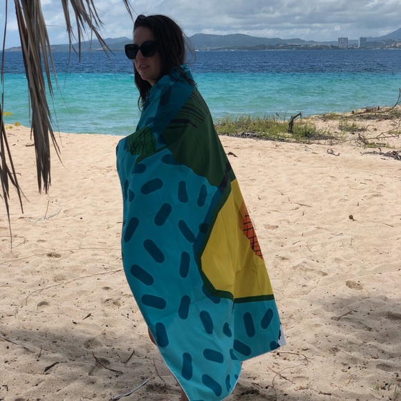 Avocado Print Beach Blanket - Picture 5 of 8